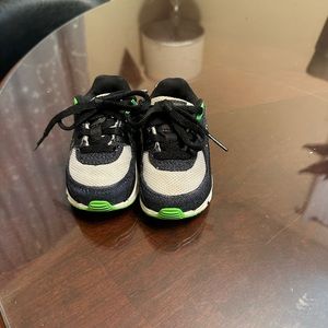 Toddler Nike Air Max (5c)